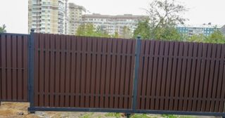 Купить распашные ворота из штакетника Урай, цена от 2731 руб.