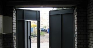 Купить гаражные ворота распашные Урай, цена от 3865 руб.