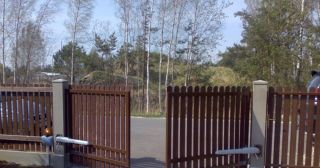 Купить распашные ворота из штакетника Урай, цена от 2731 руб.